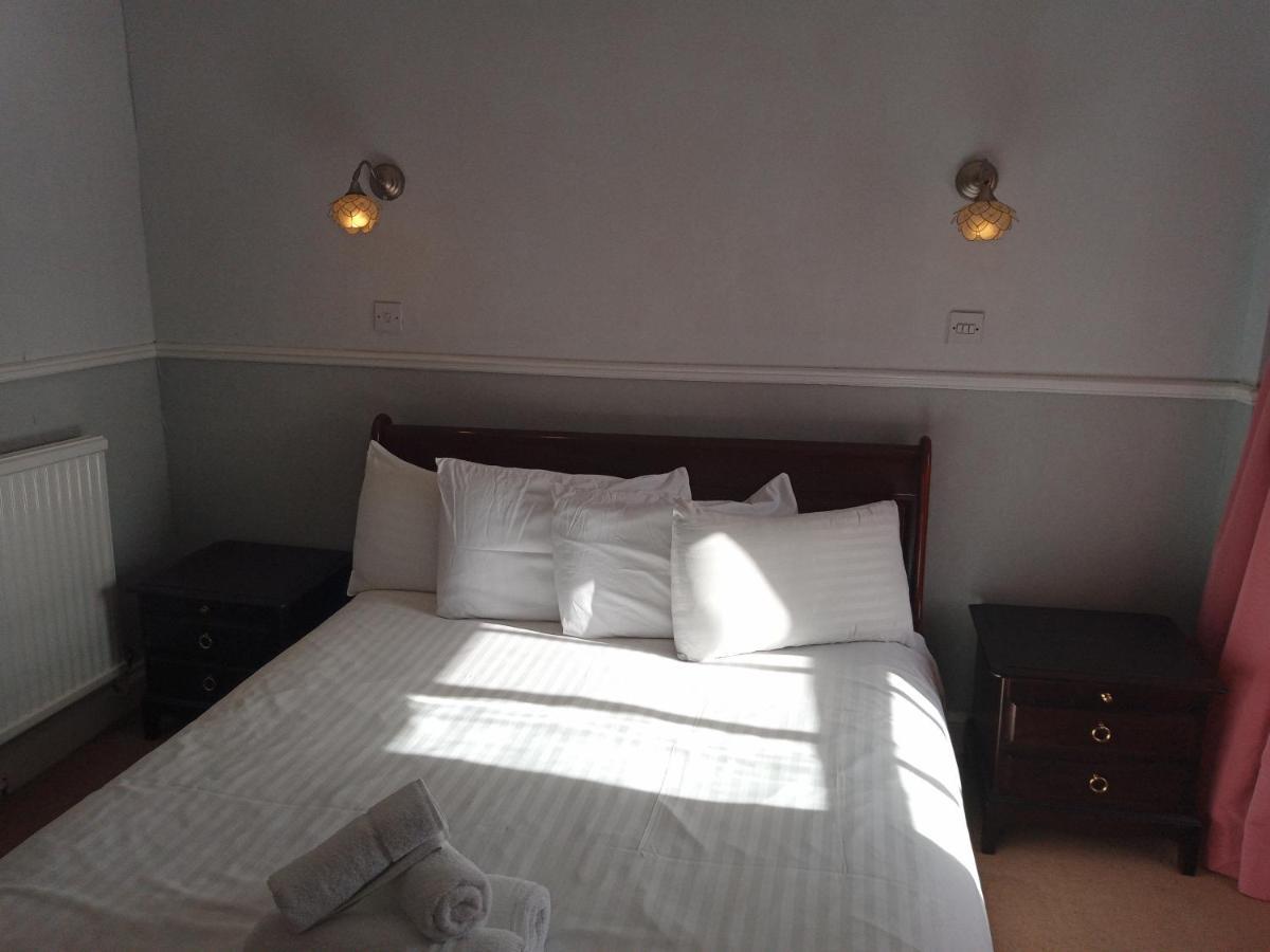 Blue Bell Hotel Belford Buitenkant foto