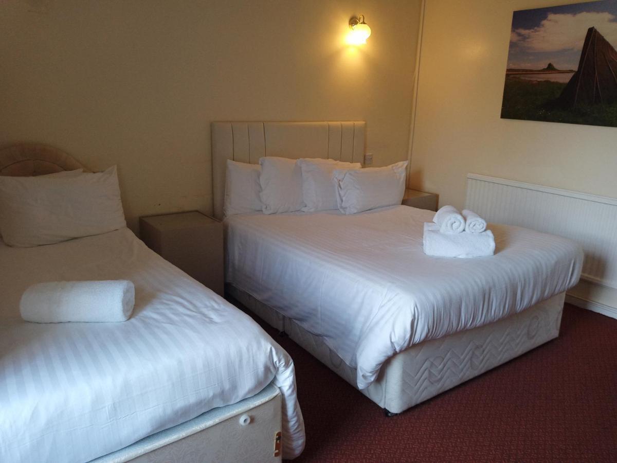 Blue Bell Hotel Belford Buitenkant foto